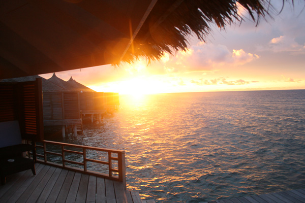 Bryllupsrejse Maldiverne solopgang